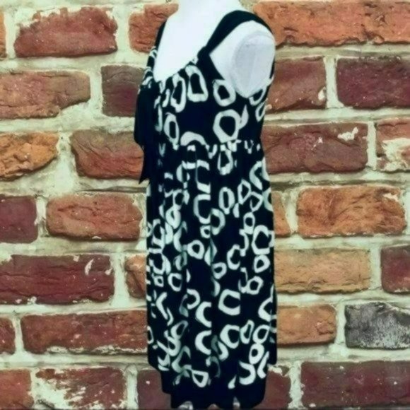 MAGGY LONDON BLACK & WHITE ABSTRACT DRESS - Picture 2 of 7